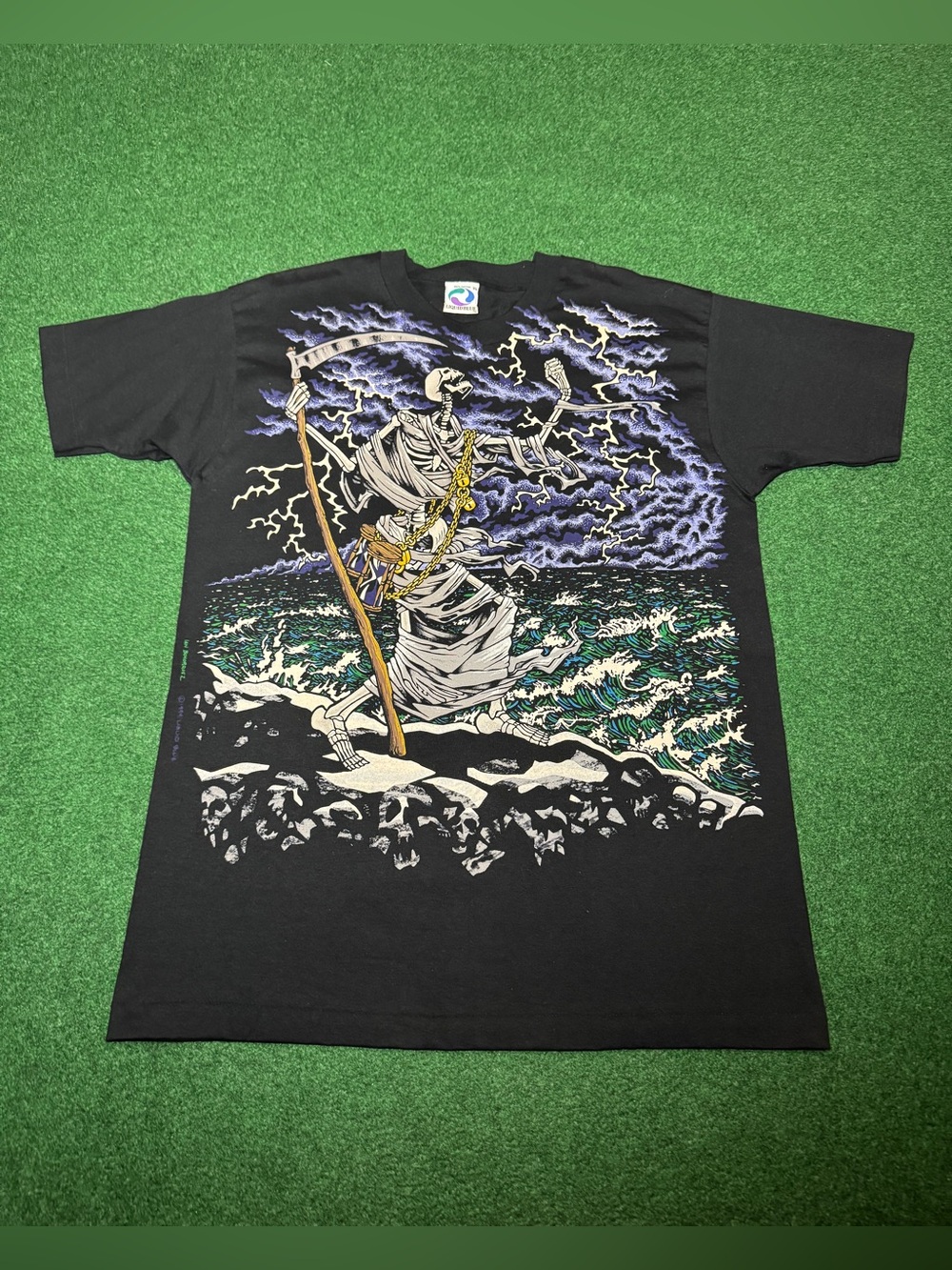 Liquid Blue Time & Tide Ian Bohorquez Grim Reaper T-Shirt XL Never Worn Vintage